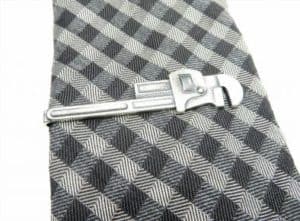 Tie bar